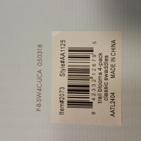 Aden and Anais Trail Blooms Cotton muslin swaddles 4 Pack - Picture 4 of 4